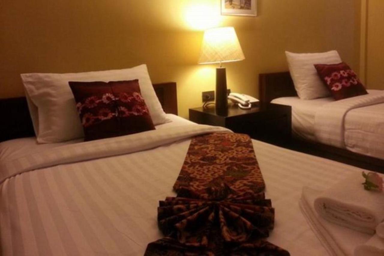 Baan Phuanda Phuket Hotel Ngoại thất bức ảnh