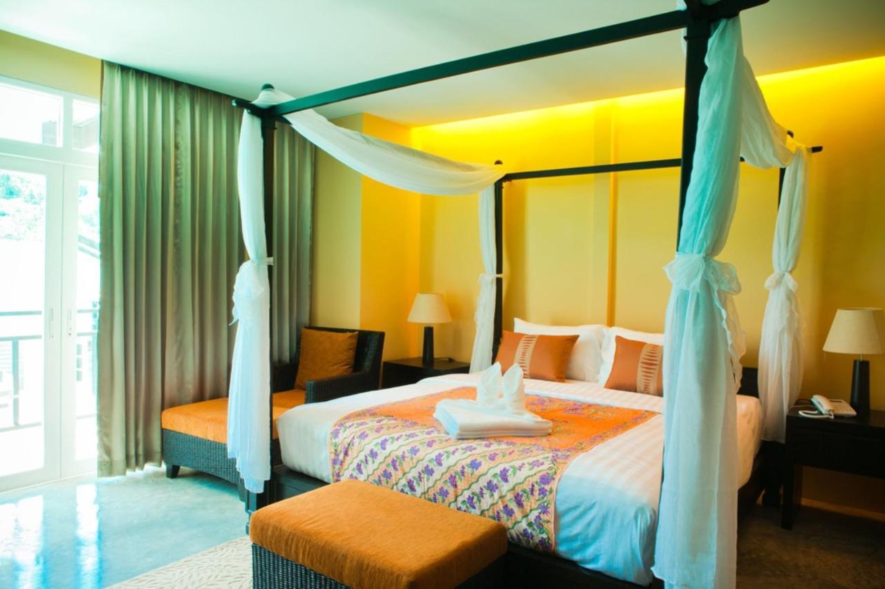 Baan Phuanda Phuket Hotel Ngoại thất bức ảnh