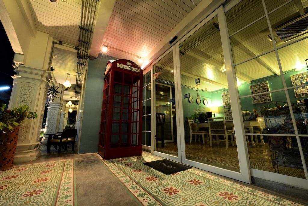 Baan Phuanda Phuket Hotel Ngoại thất bức ảnh